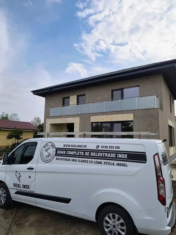 Balustrade inox pentru balcoane în Codlea, Brașov - model realizat de Real Inox