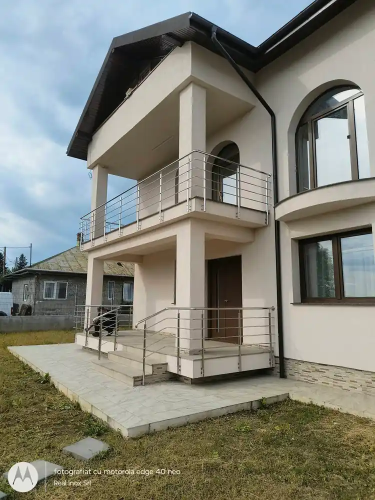 Balustrade inox pentru balcoane în Jilava, Ilfov - model realizat de Real Inox