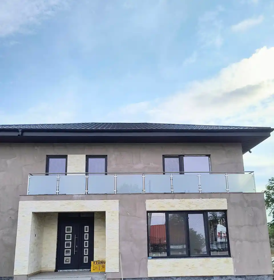 Balustrade inox pentru balcoane în Modelu, Călărași - model realizat de Real Inox