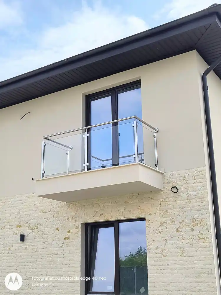 Balustrade inox pentru balcoane în Comana, Giurgiu - model realizat de Real Inox