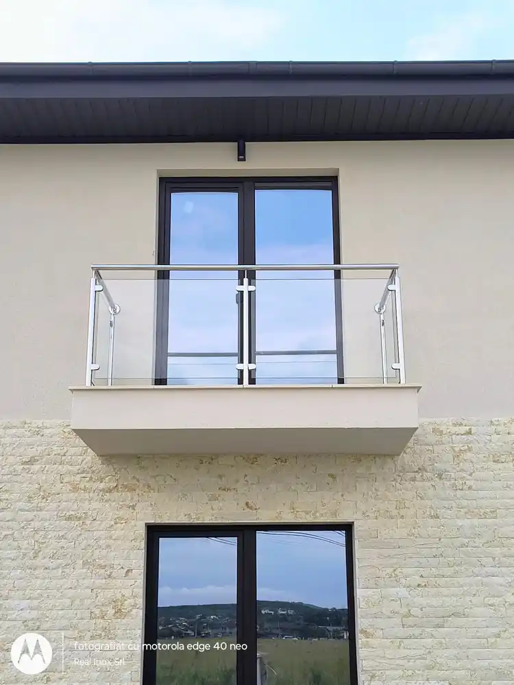 Balustrade inox pentru balcoane în Bragadiru, Ilfov - model realizat de Real Inox