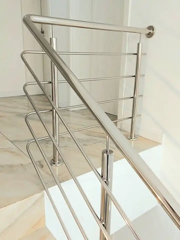 Balustrade inox clasice în Roseți, Călărași - model realizat de Real Inox