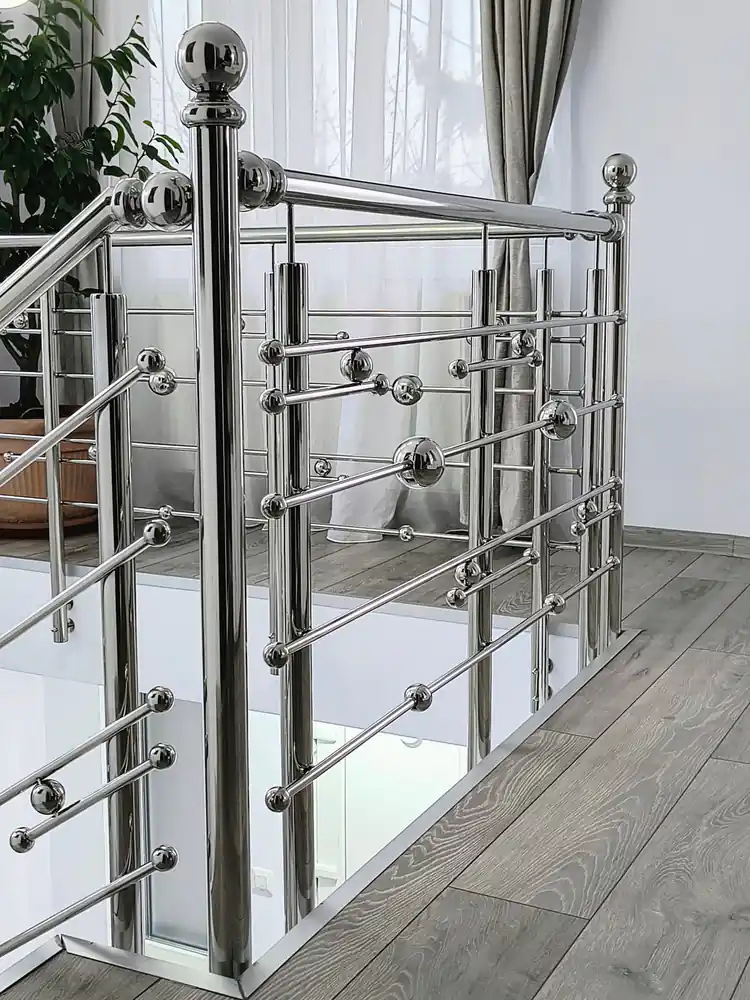 Balustradă inox cu model - lucrare Real Inox 19
