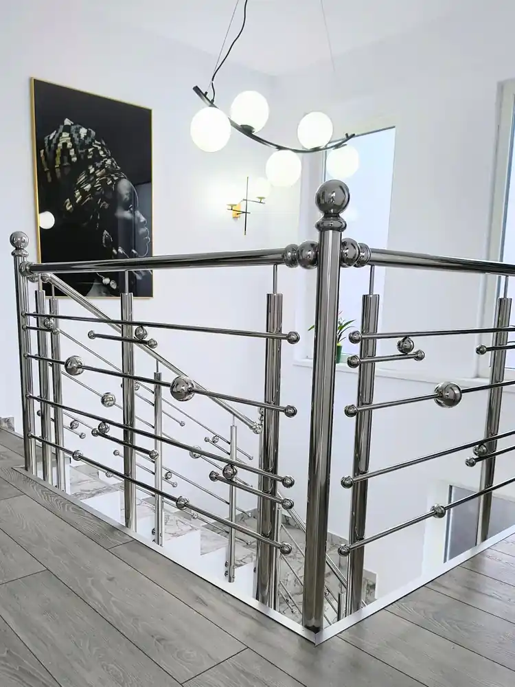 Balustradă inox cu model - lucrare Real Inox 24