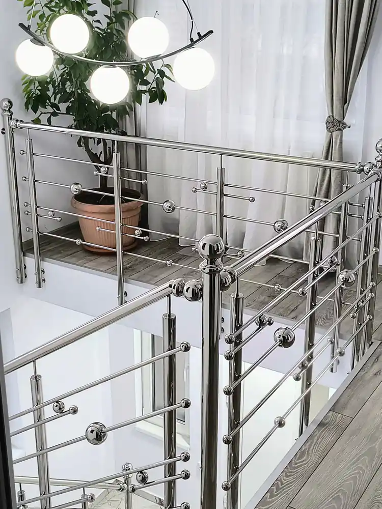 Balustrade inox cu model în Buftea, Ilfov - model realizat de Real Inox