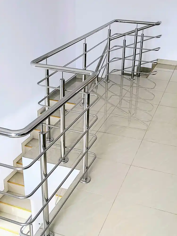 Balustrade inox cu model în Băicoi, Prahova - model realizat de Real Inox