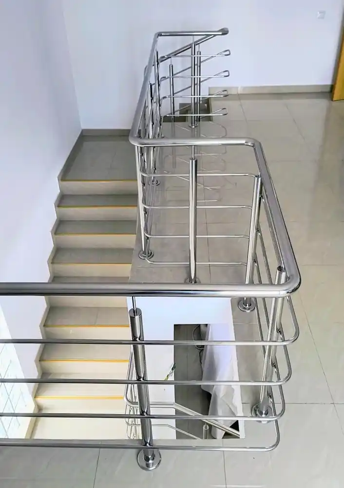 Balustrade inox cu model în Corbeanca, Ilfov - model realizat de Real Inox