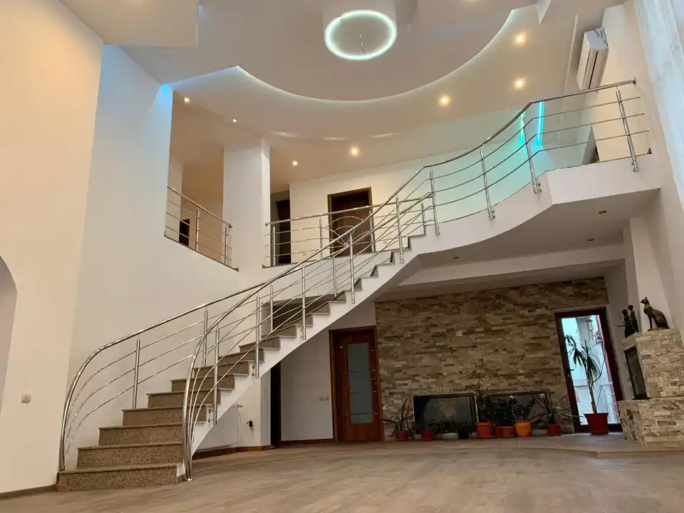 Balustradă inox modernă - lucrare Real Inox 4