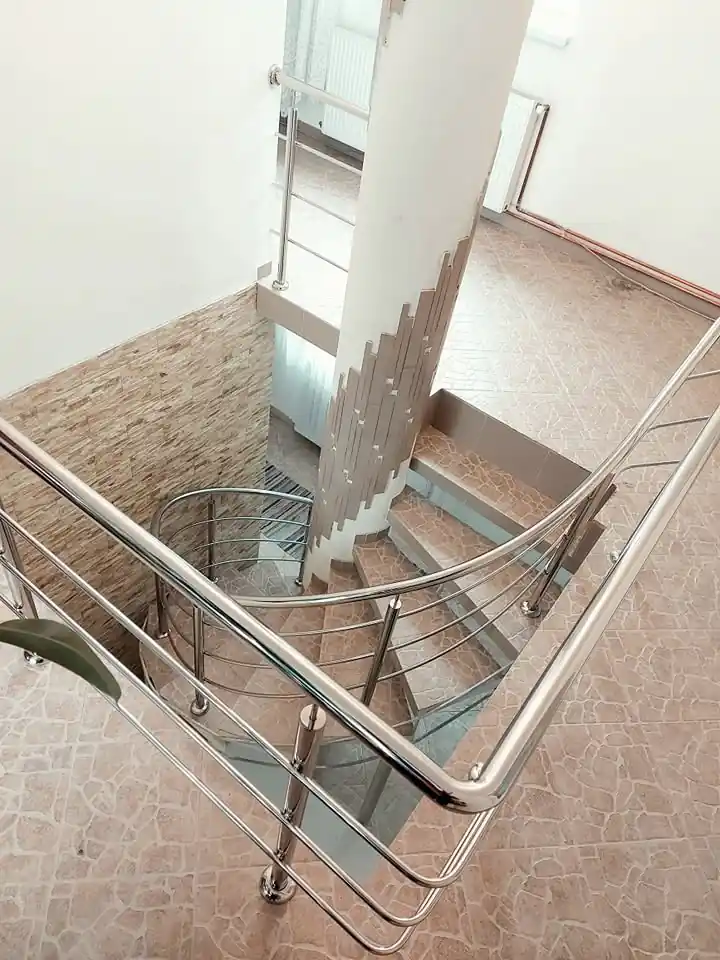 Balustradă inox modernă - lucrare Real Inox 9