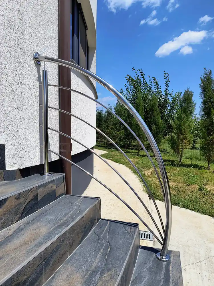 Balustrade inox moderne în Otopeni, Ilfov - model realizat de Real Inox