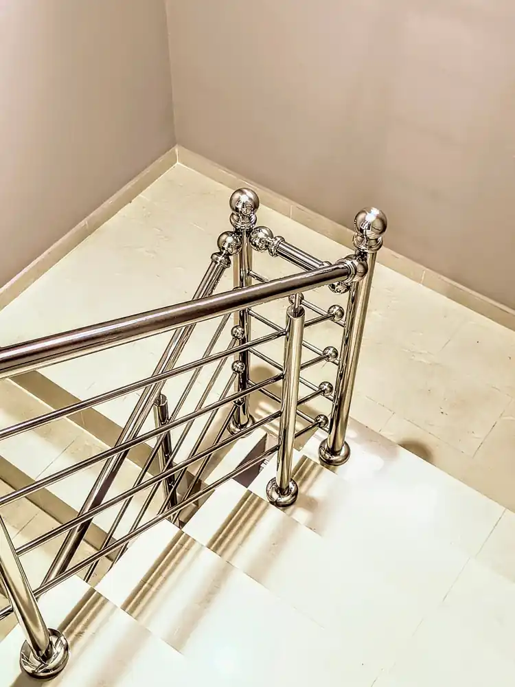 Balustrade inox moderne în Bușteni, Prahova - model realizat de Real Inox