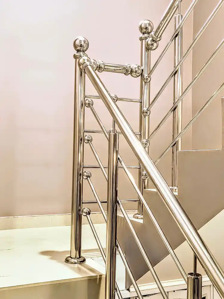 Balustrade inox moderne în Bragadiru, Ilfov - model realizat de Real Inox