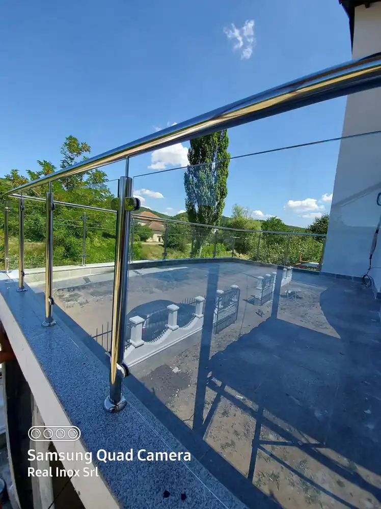 Balustrade inox pentru terase în Jilava, Ilfov - model realizat de Real Inox