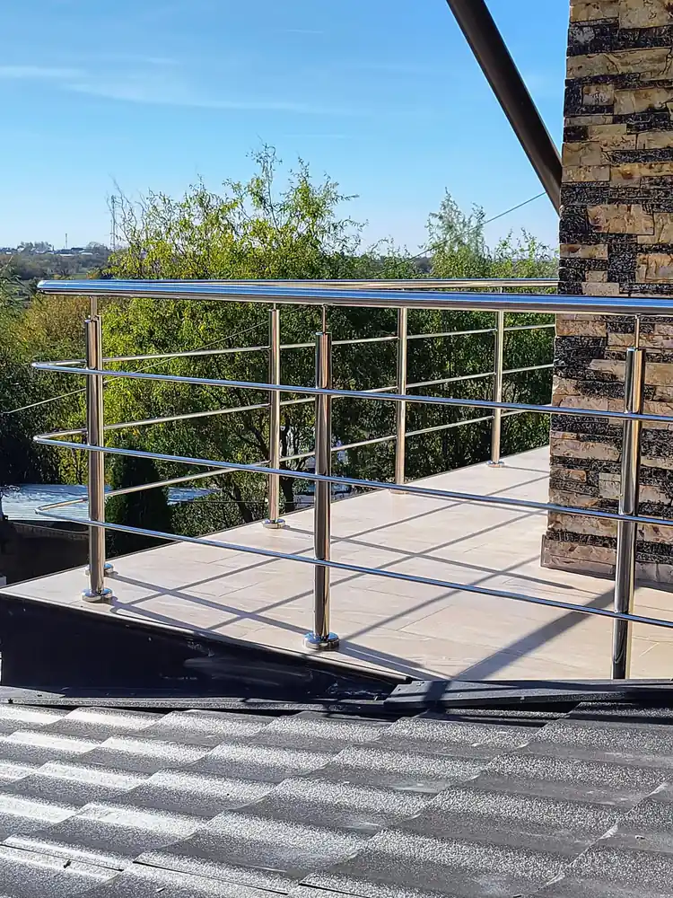 Balustrade inox pentru terase în Bragadiru, Ilfov - model realizat de Real Inox